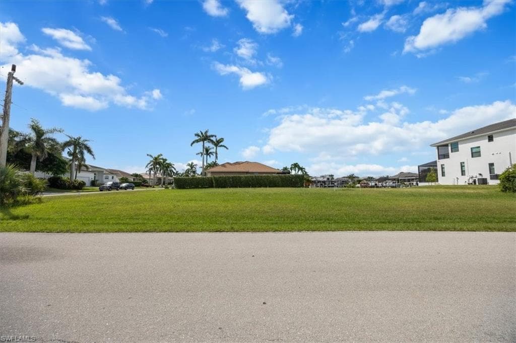 755 Milan Ct, Marco Island, FL 34145-2