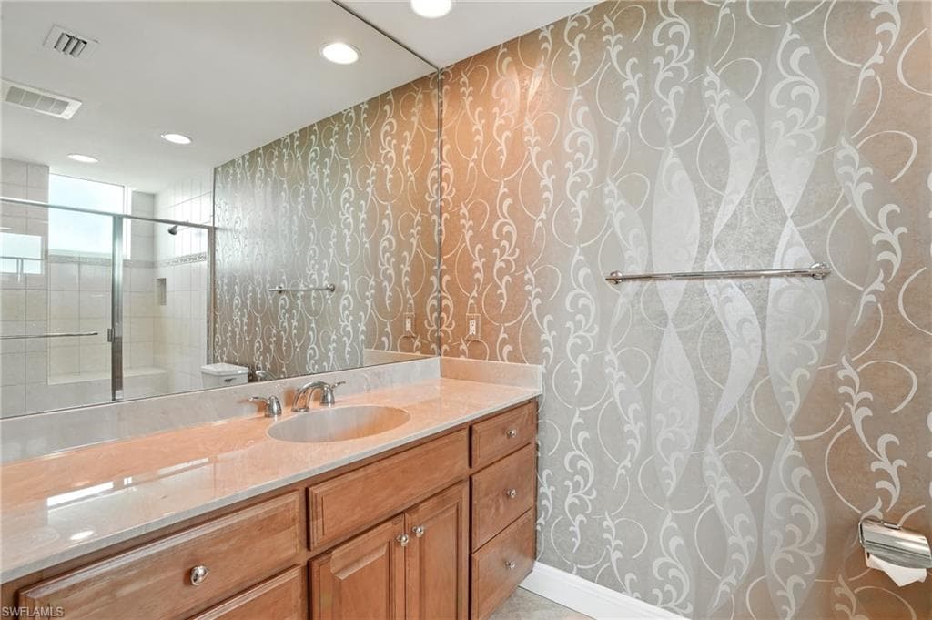 265 Indies Way 1605, Naples, FL 34110-27