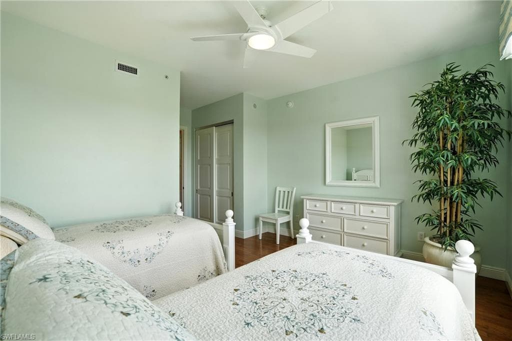 265 Indies Way 1605, Naples, FL 34110-30