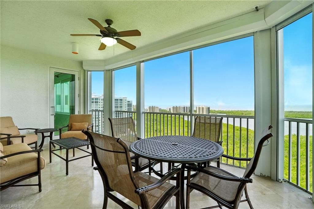 265 Indies Way 1605, Naples, FL 34110-32