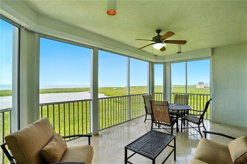 265 Indies Way 1605, Naples, FL 34110-33