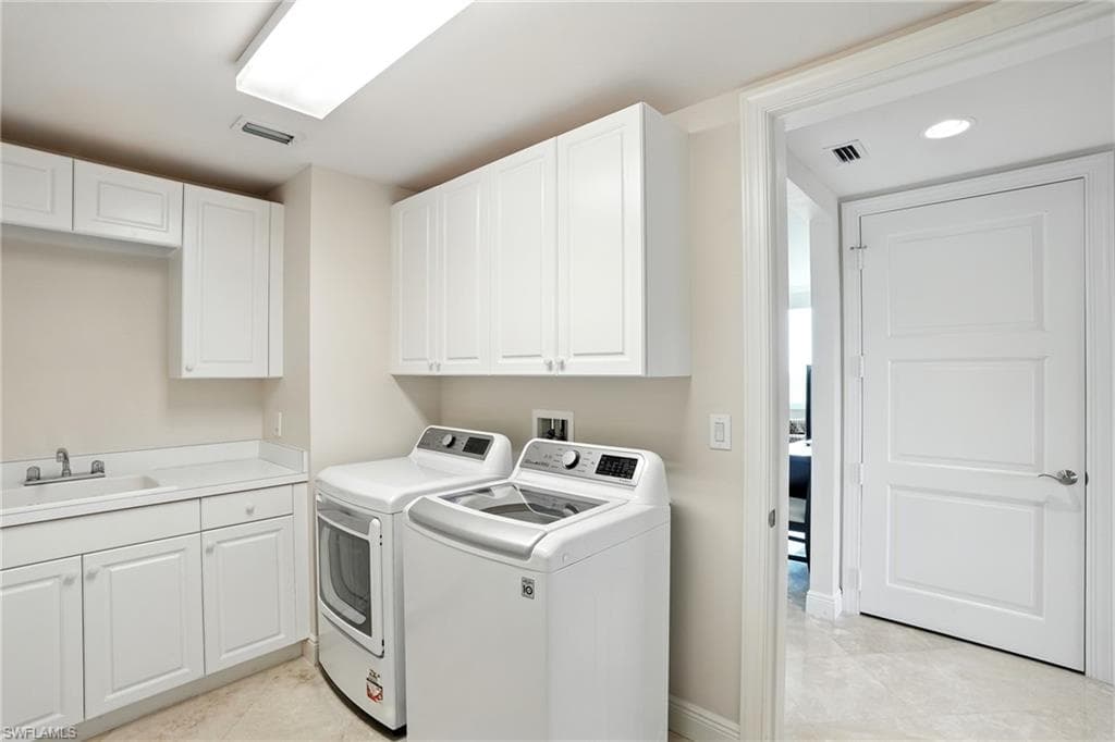 265 Indies Way 1605, Naples, FL 34110-35