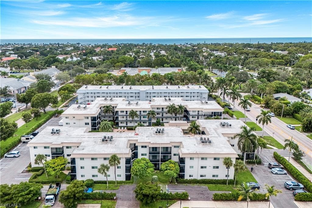766 Central Ave 313, Naples, FL 34102-18