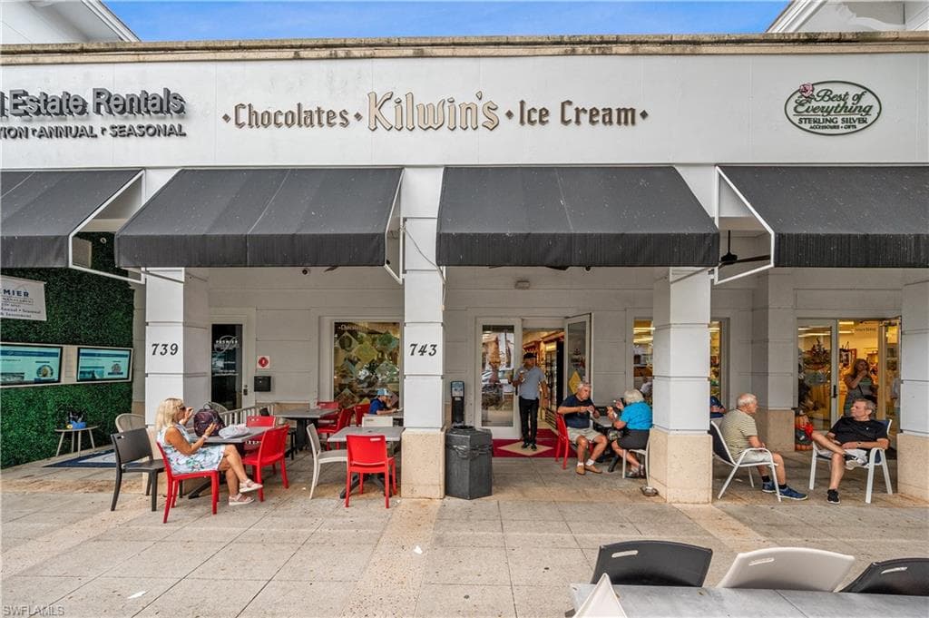 766 Central Ave 313, Naples, FL 34102-25