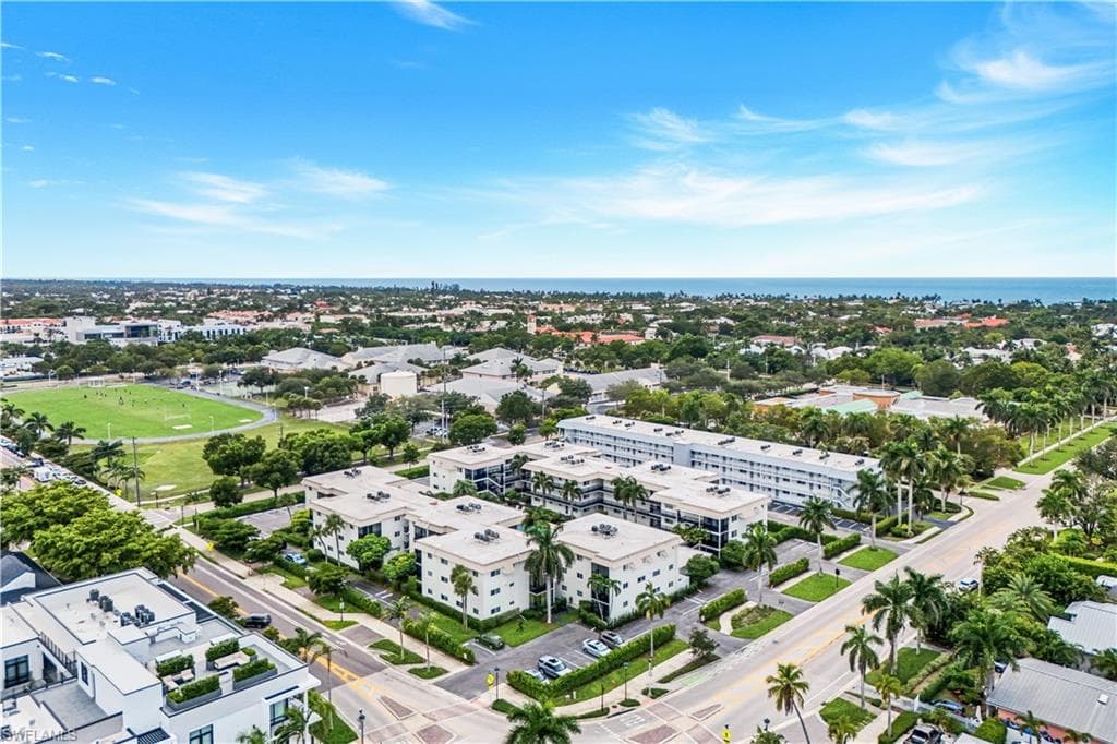 766 Central Ave 313, Naples, FL 34102-2