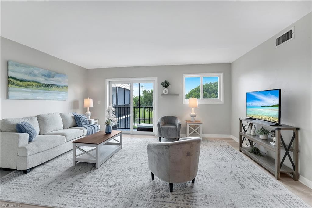 766 Central Ave 313, Naples, FL 34102-4