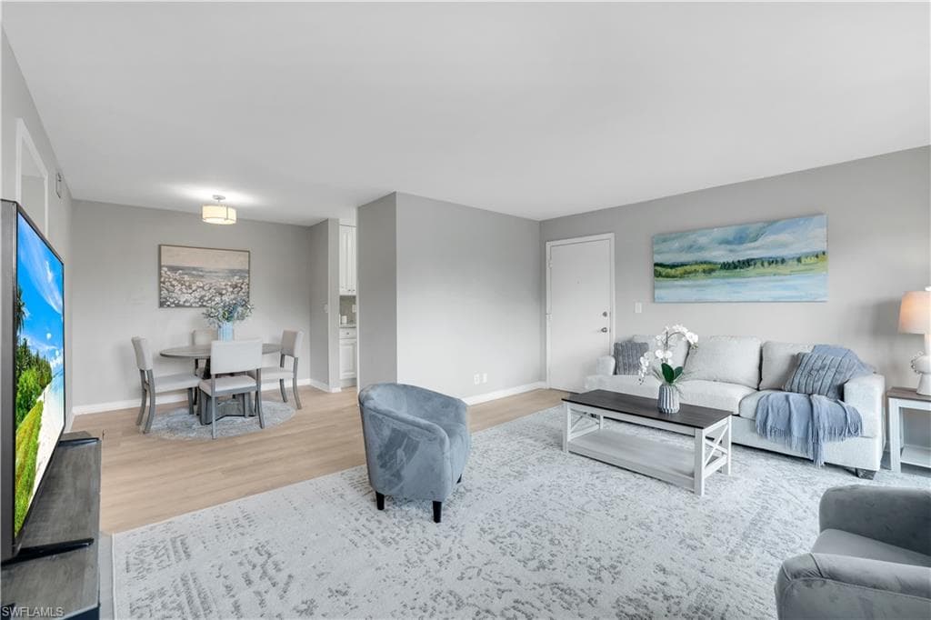 766 Central Ave 313, Naples, FL 34102-6