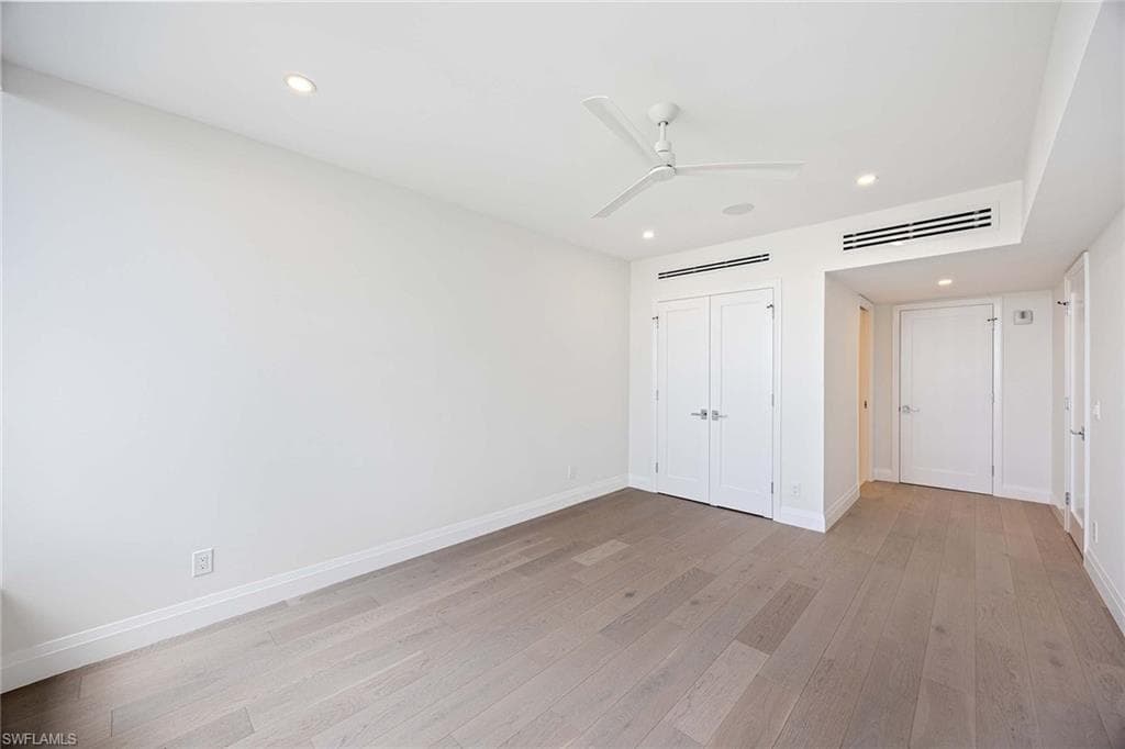 4301 Gulf Shore Blvd N 202, Naples, FL 34103-27