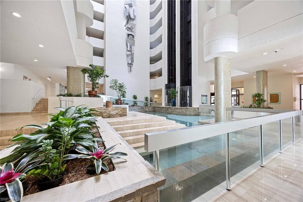 4301 Gulf Shore Blvd N 202, Naples, FL 34103-34