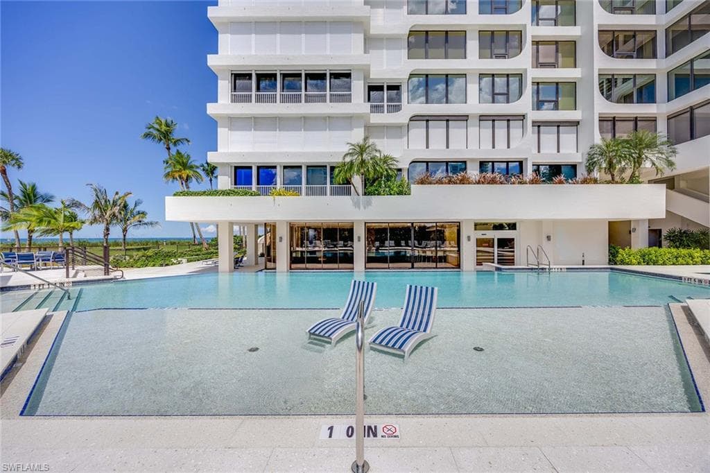 4301 Gulf Shore Blvd N 202, Naples, FL 34103-36