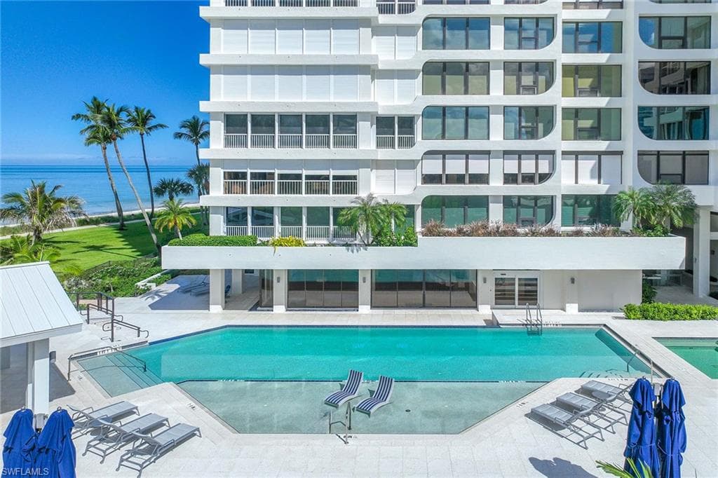 4301 Gulf Shore Blvd N 202, Naples, FL 34103-37