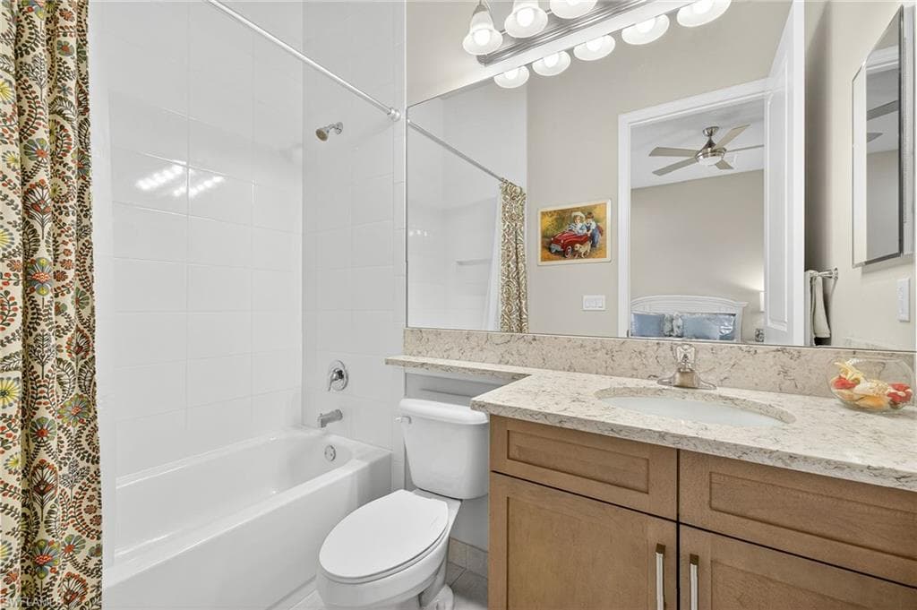 4678 Azalea Dr, Naples, FL 34119-33
