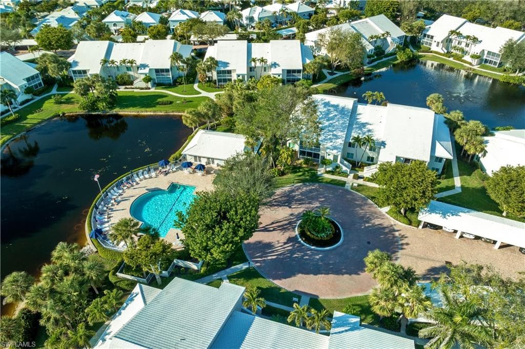 790 Willowbrook Dr 307, Naples, FL 34108-19