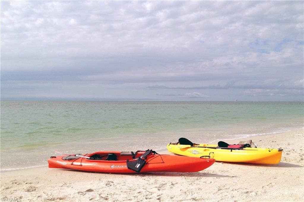 790 Willowbrook Dr 307, Naples, FL 34108-24