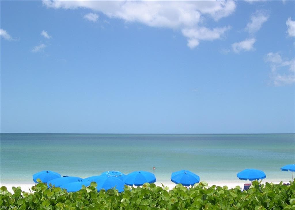 790 Willowbrook Dr 307, Naples, FL 34108-25