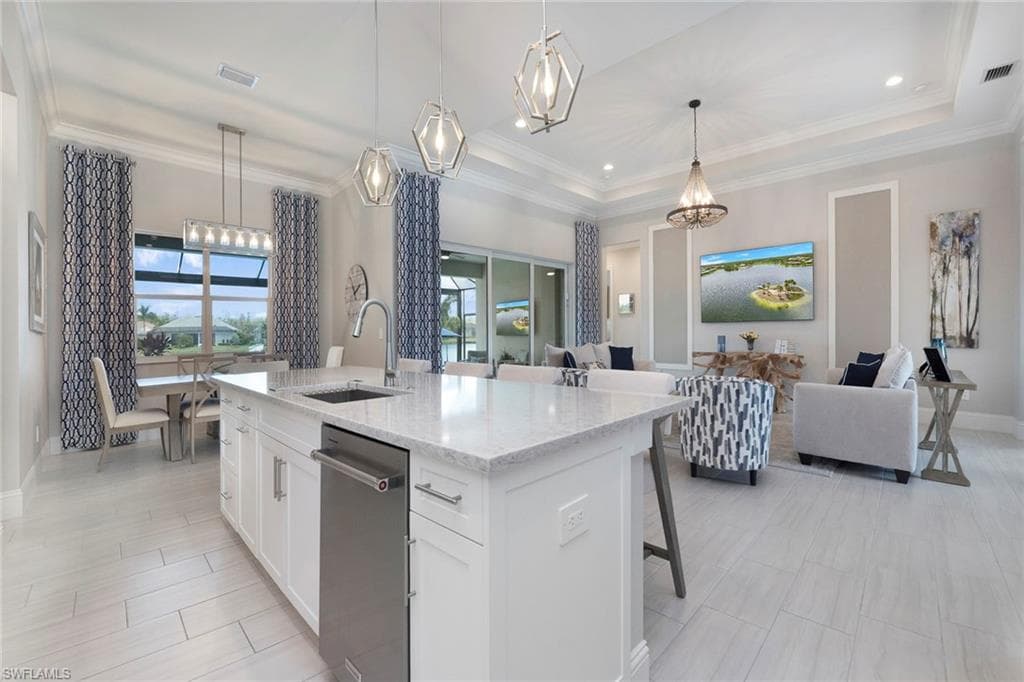 14331 Neptune Ave, Naples, FL 34114-12