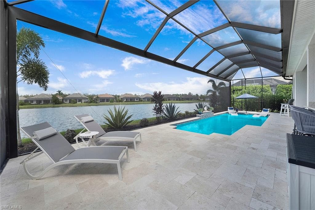 14331 Neptune Ave, Naples, FL 34114-24