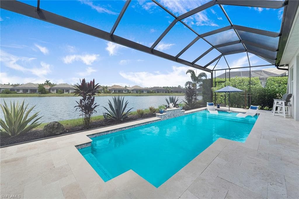 14331 Neptune Ave, Naples, FL 34114-25