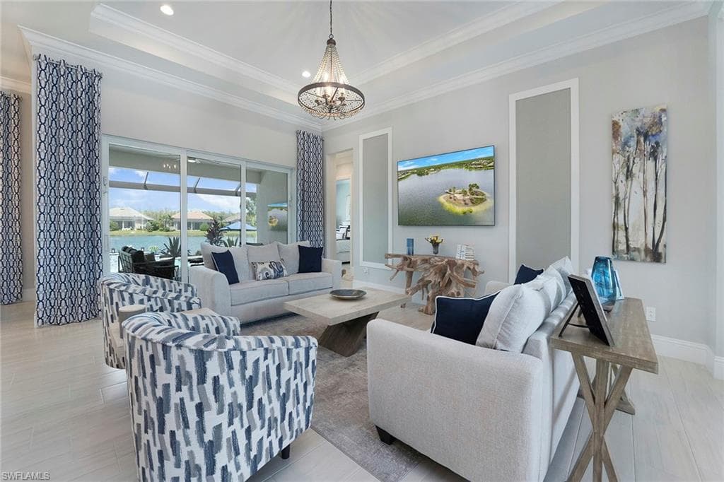 14331 Neptune Ave, Naples, FL 34114-6