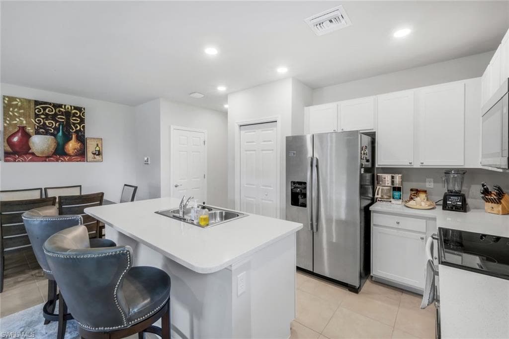 15171 Wildflower Cir, Naples, FL 34119-9