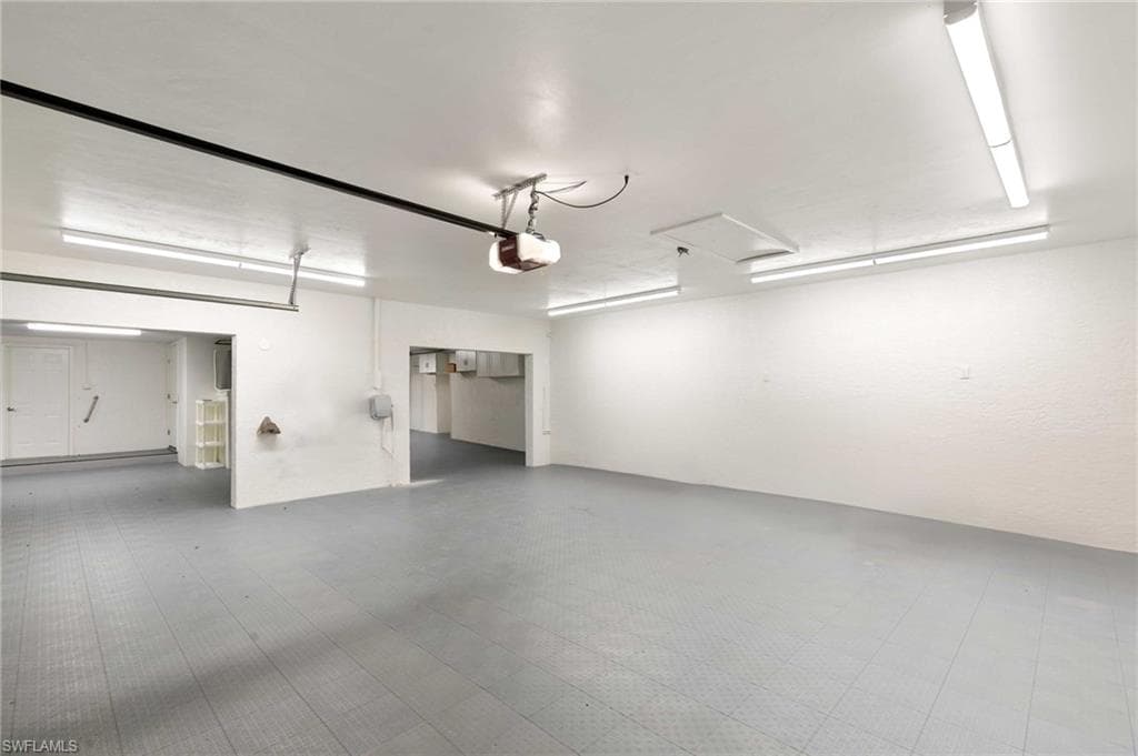 1588 Heights Ct, Marco Island, FL 34145-47