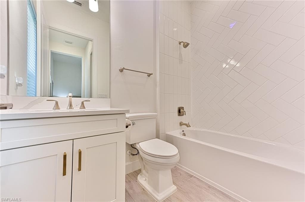 11351 Venetian Lagoon Dr, Fort Myers, FL 33913-28