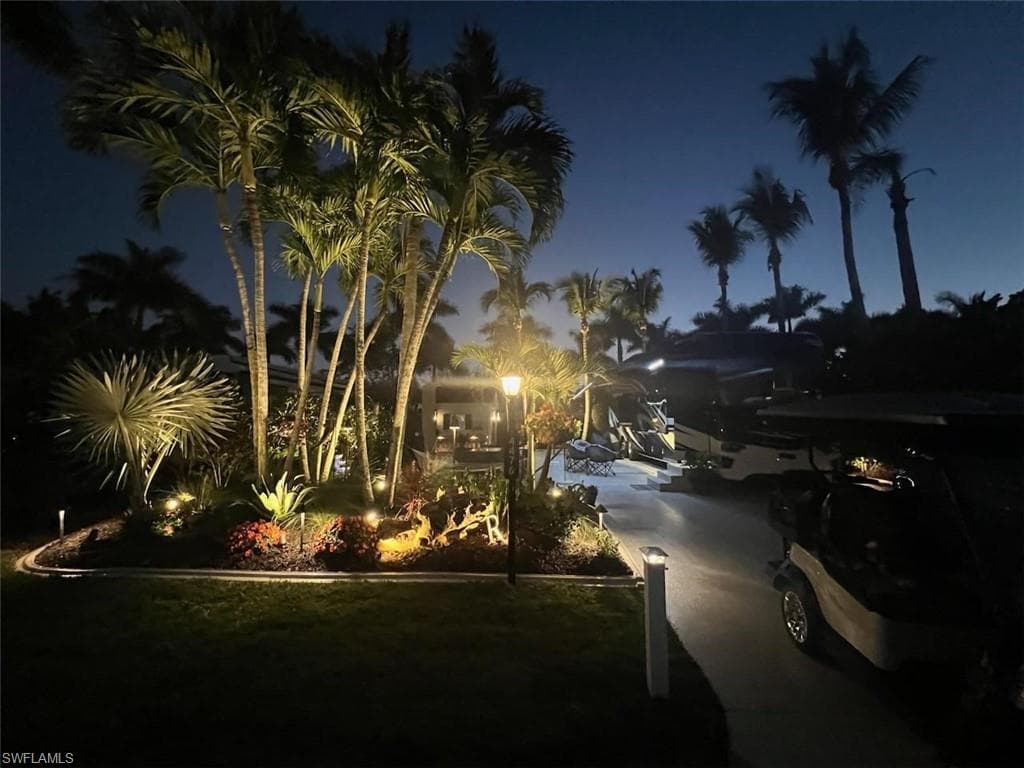 4476 Southern Breeze Dr, Naples, FL 34114-4