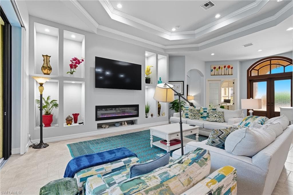 18100 Via Bellamare Ln, Miromar Lakes, FL 33913-6