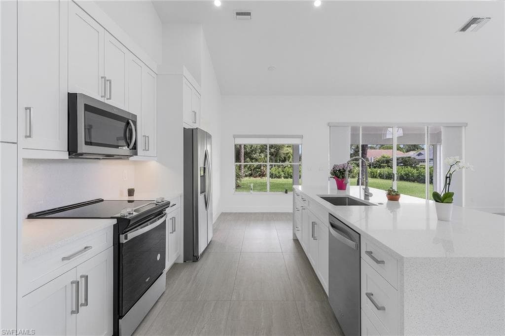 6626 Cutty Sark Ln, Naples, FL 34104-11