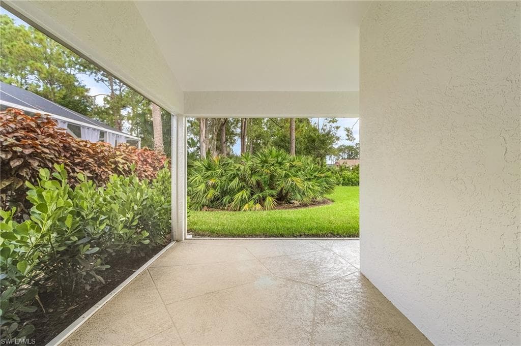 6626 Cutty Sark Ln, Naples, FL 34104-24