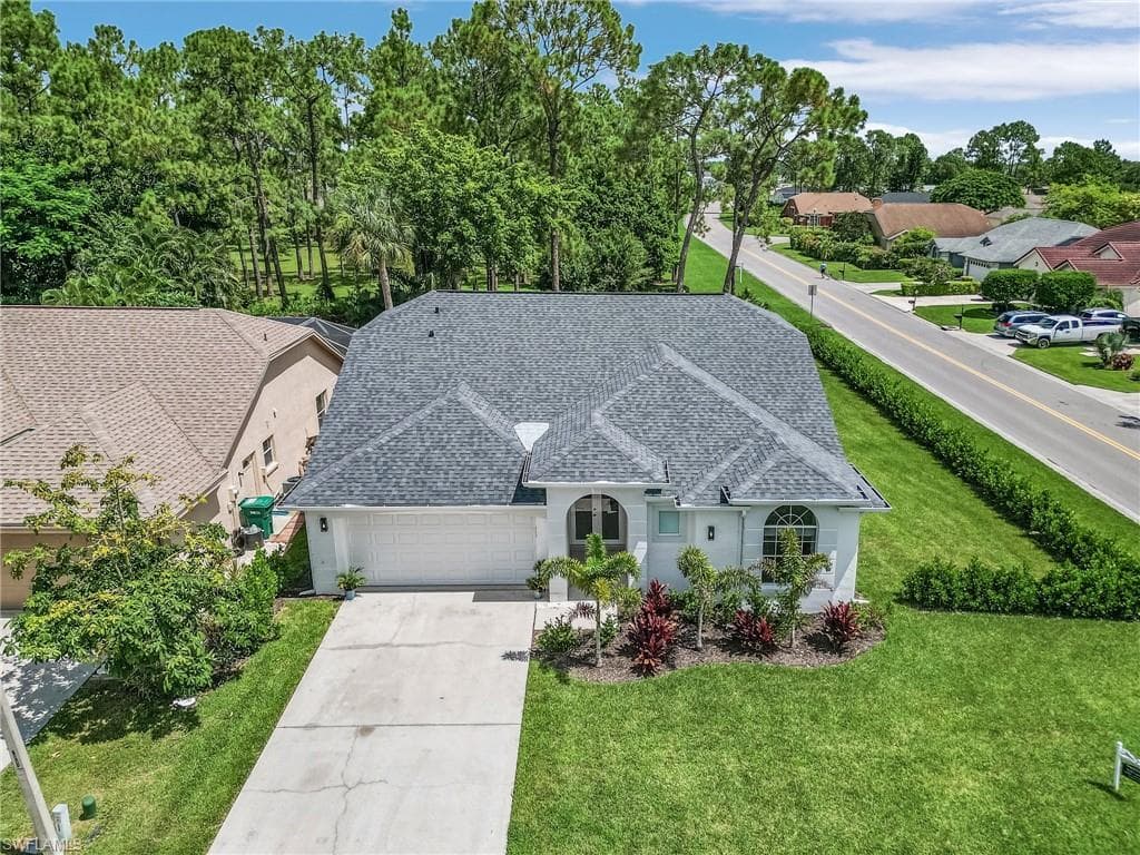 6626 Cutty Sark Ln, Naples, FL 34104-28