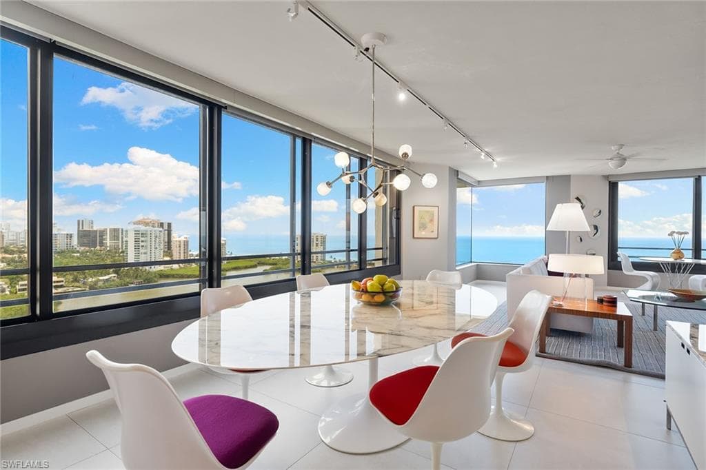 5555 Heron Point Dr 2001, Naples, FL 34108-9