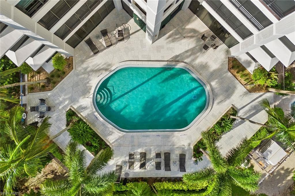 5555 Heron Point Dr 2001, Naples, FL 34108-35