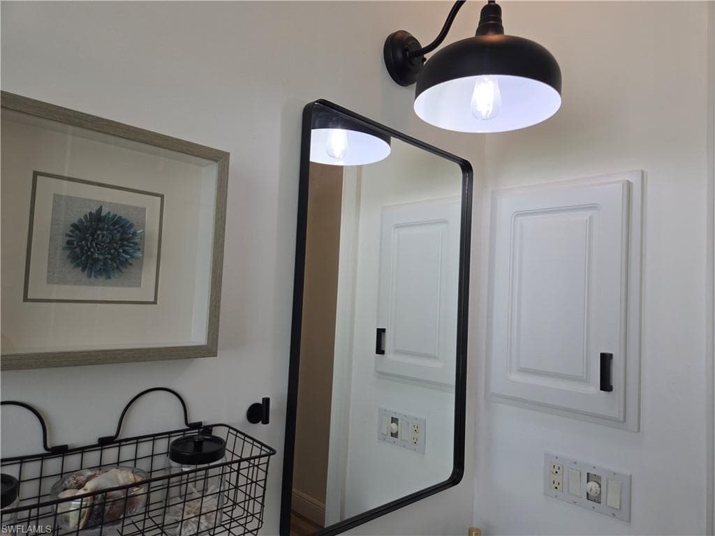 4262 Via Del Villetti Dr, Venice, FL 34293-21