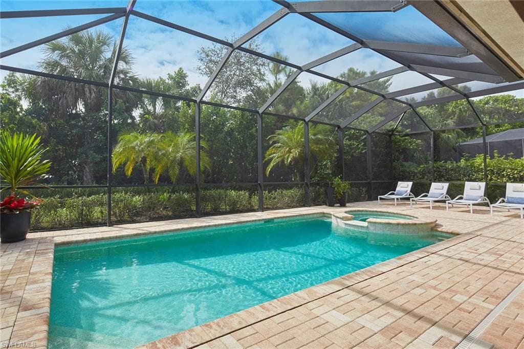 2863 Coco Lakes Dr, Naples, FL 34105-15