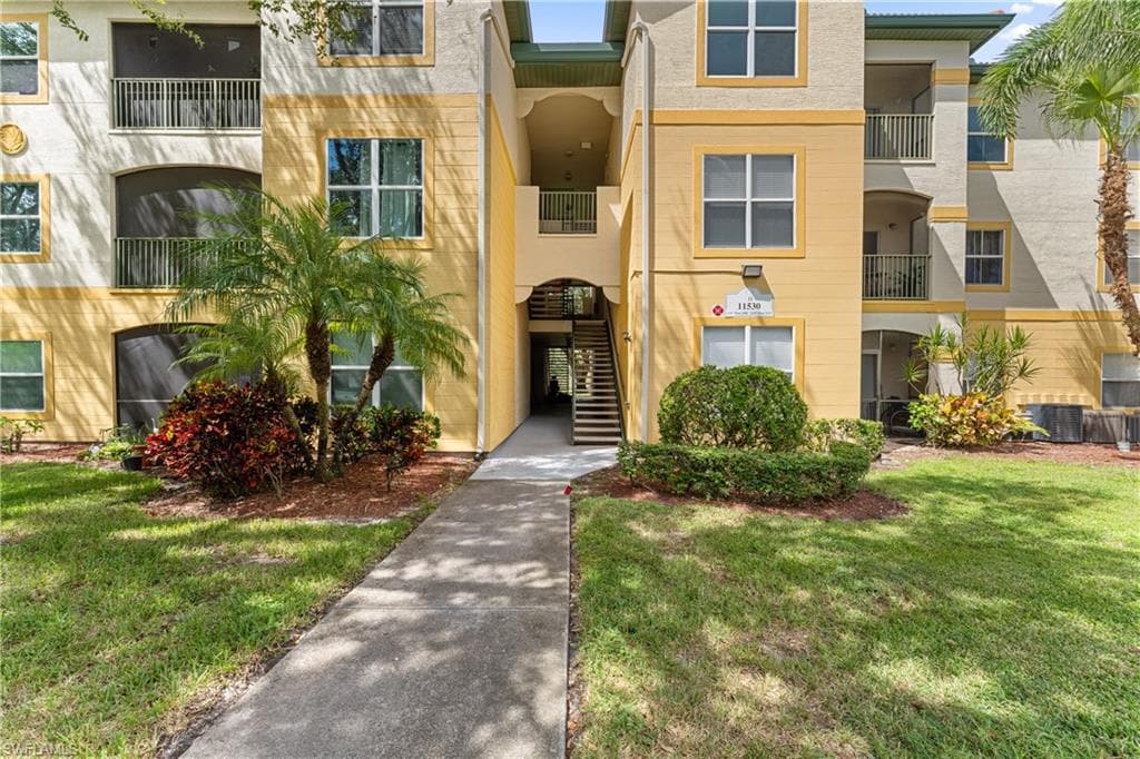 11530 Villa Grand 1120, Fort Myers, FL 33913-8