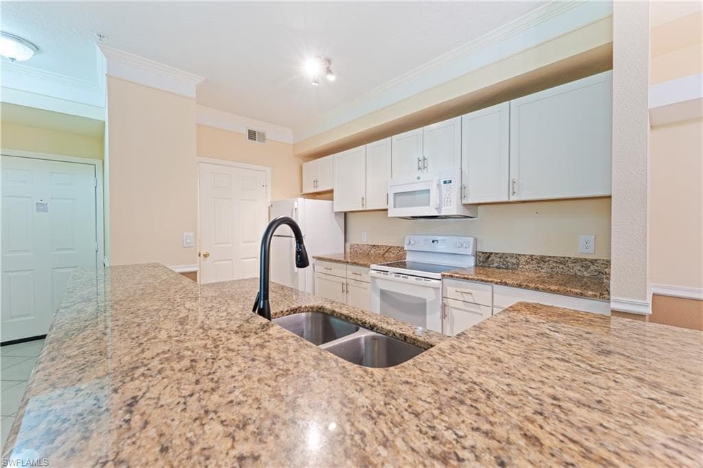 11530 Villa Grand 1120, Fort Myers, FL 33913-10
