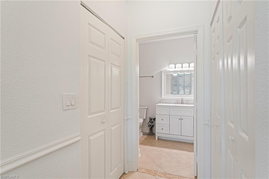 11530 Villa Grand 1120, Fort Myers, FL 33913-24
