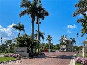 109 Barefoot Cir 22, Bonita Springs, FL 34134-43