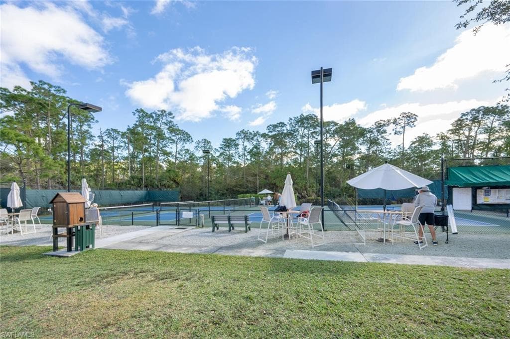 7595 Arbor Lakes Ct 624, Naples, FL 34112-25