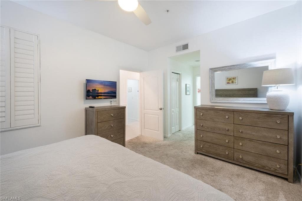 8555 Naples Heritage Dr 246, Naples, FL 34112-19