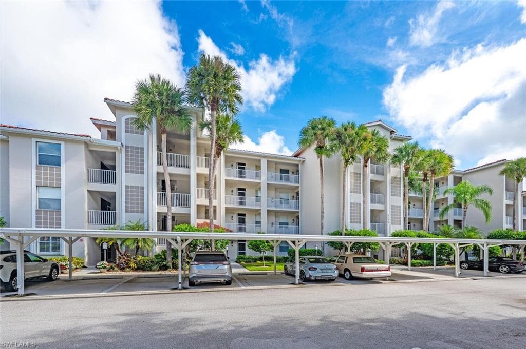 8555 Naples Heritage Dr 246, Naples, FL 34112-3