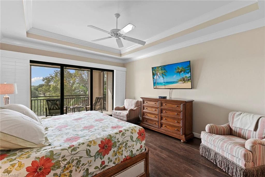 2550 Marquesa Royale Ln 201, Naples, FL 34109-19