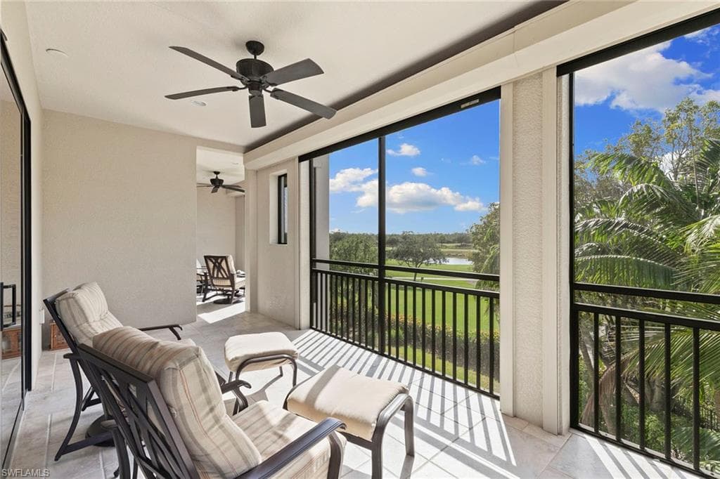 2550 Marquesa Royale Ln 201, Naples, FL 34109-31