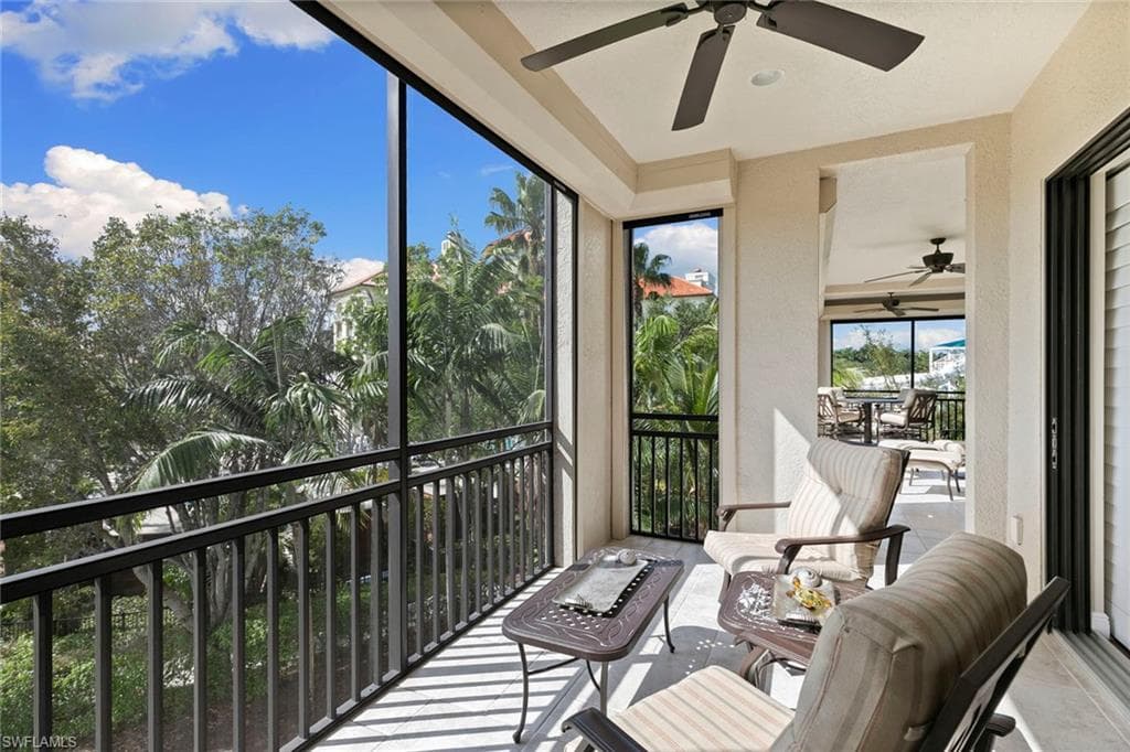 2550 Marquesa Royale Ln 201, Naples, FL 34109-34
