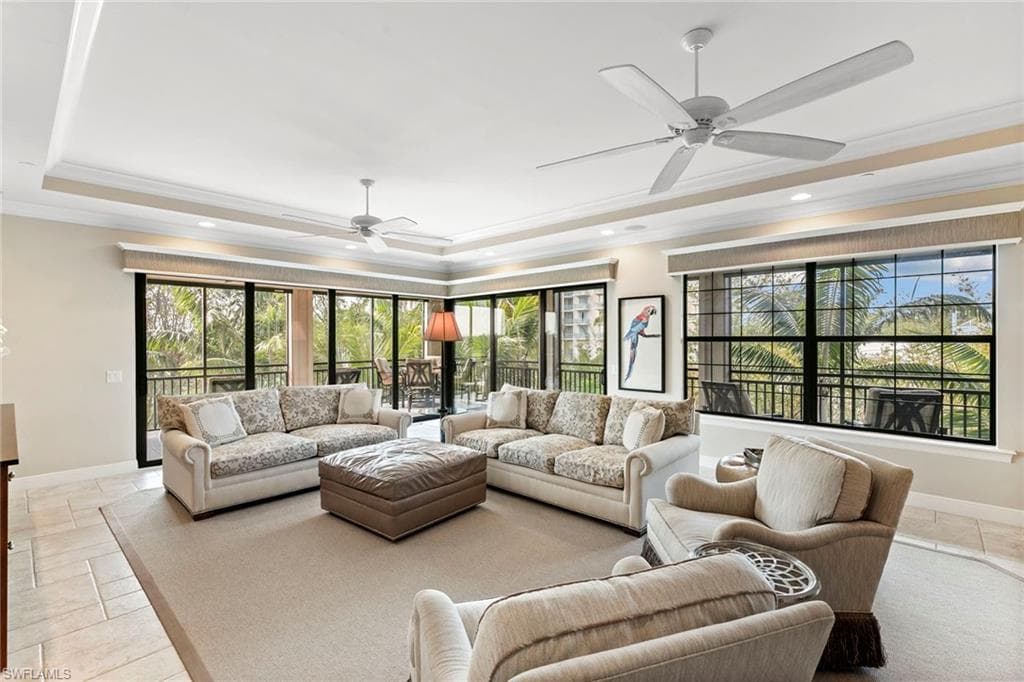 2550 Marquesa Royale Ln 201, Naples, FL 34109-3