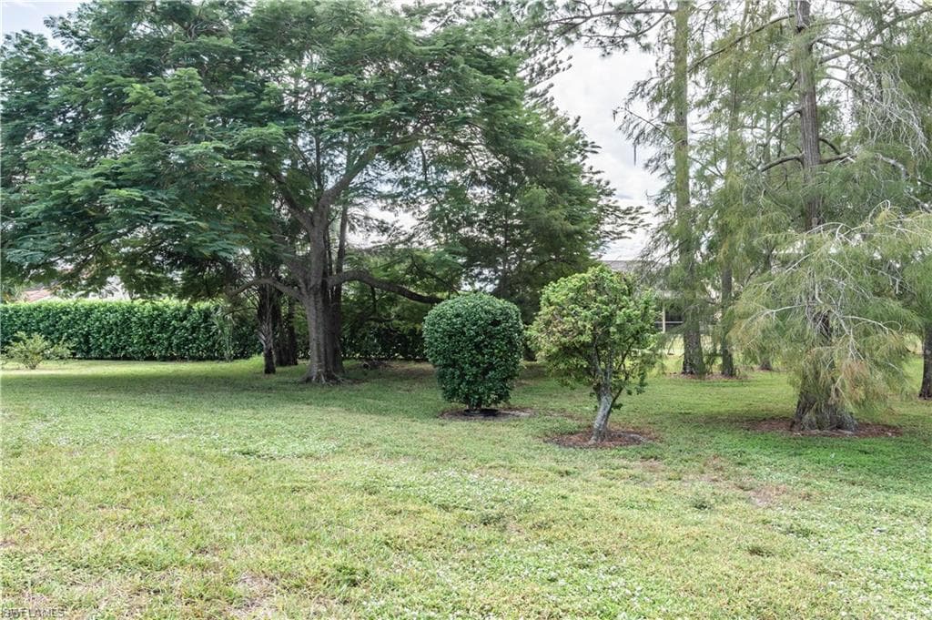 716 Belville Blvd, Naples, FL 34104-33