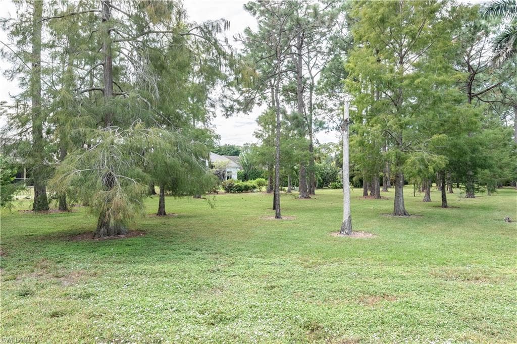 716 Belville Blvd, Naples, FL 34104-34