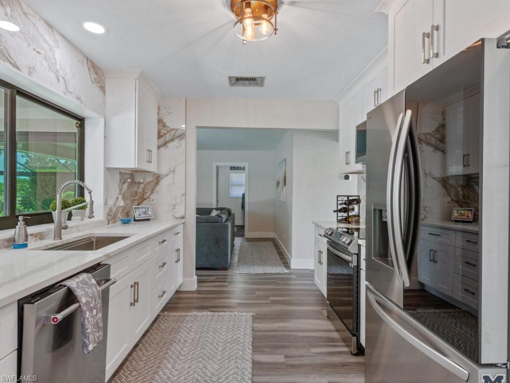 264 Shadowridge Ct, Marco Island, FL 34145-12