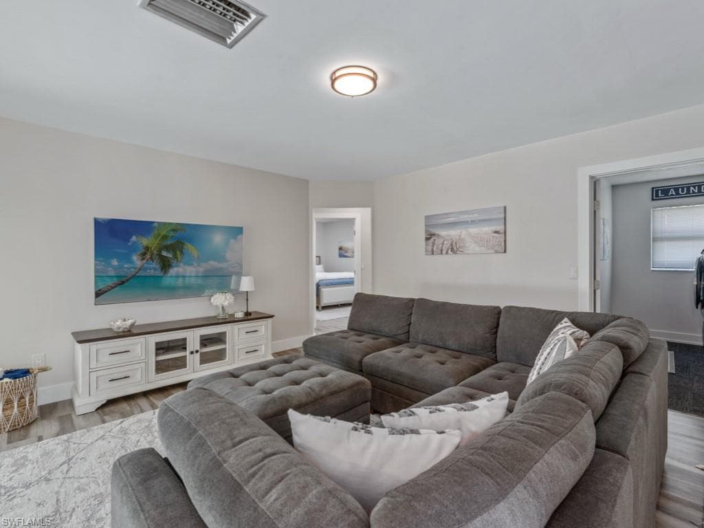 264 Shadowridge Ct, Marco Island, FL 34145-18